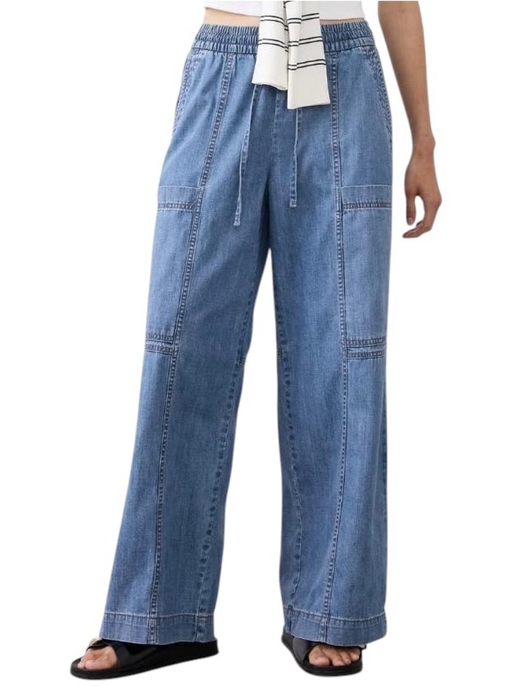 Banana Republic Wide Leg Cargo Pull-On Jeans M Tall Lightweight Denim Pants